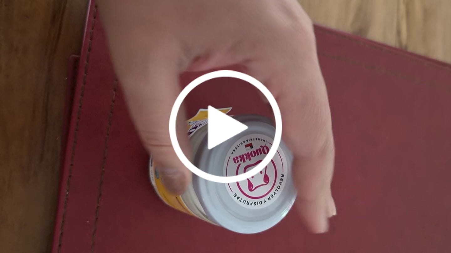 Customer video review of Yogurt Vegano de Coco Pack 6 x 150gr. Mix Sabores
