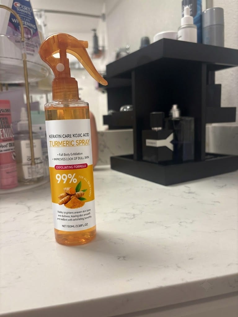 Customer photo review of Grabello Kojic Acid & Turmeric De-Tan Body Glow Spray Buy 1 Get 1 Free