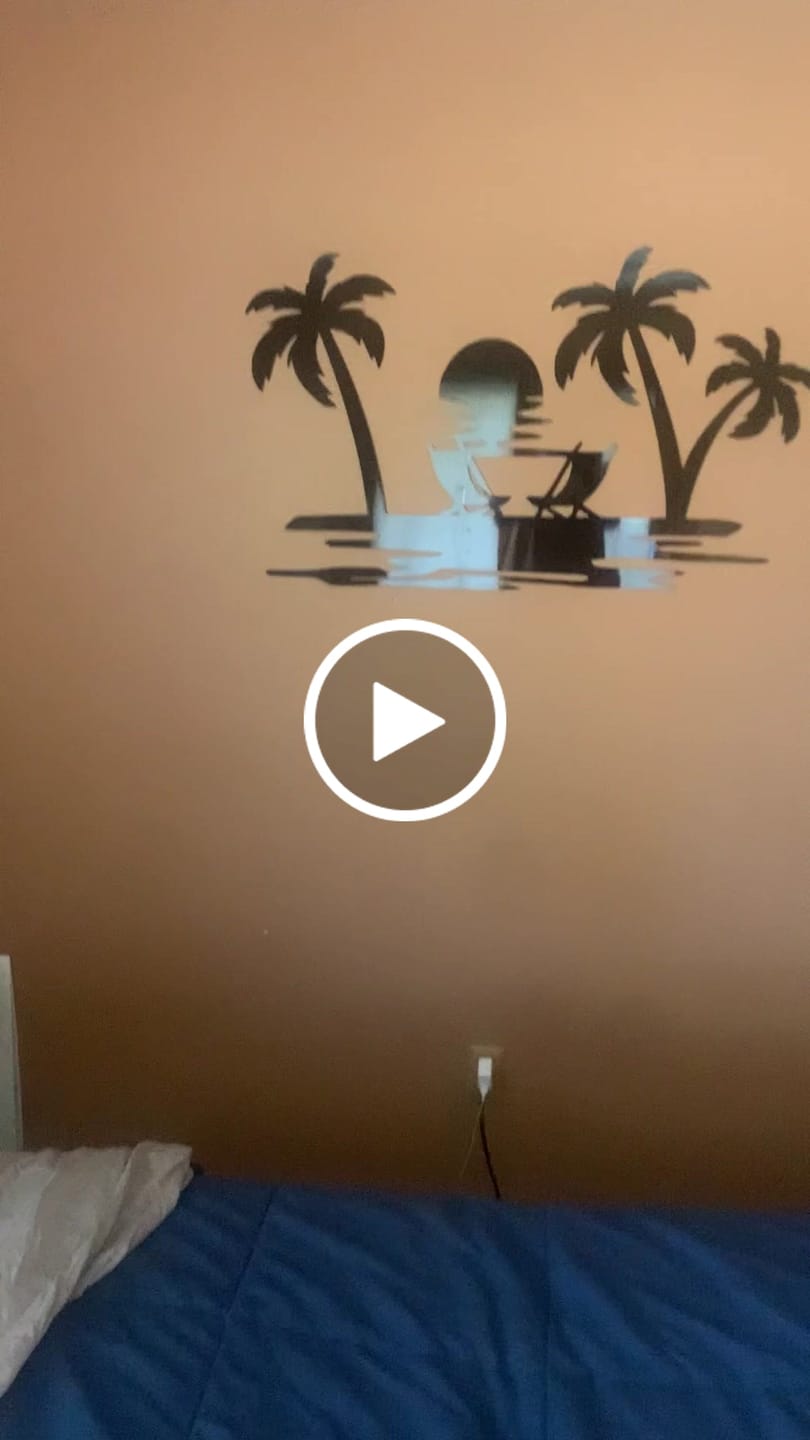 Customer video review of Beach View Metal Wall Art – Coastal Ocean Scenic Wall Decor