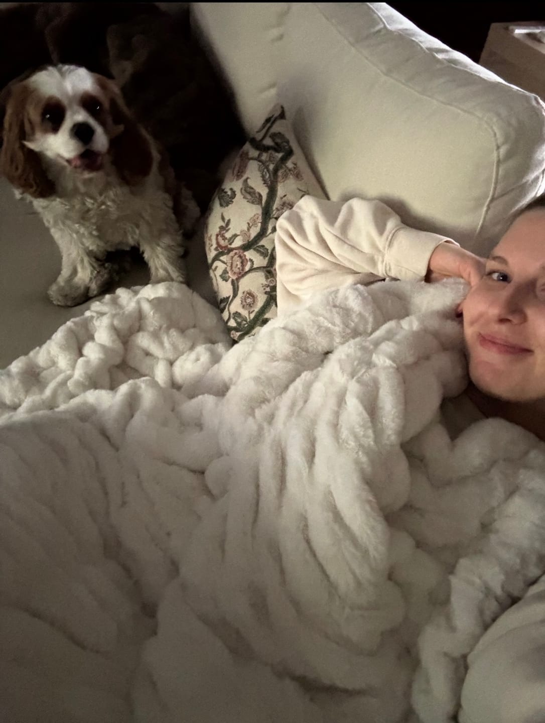 Customer photo review of Hugs Cream Blanket
