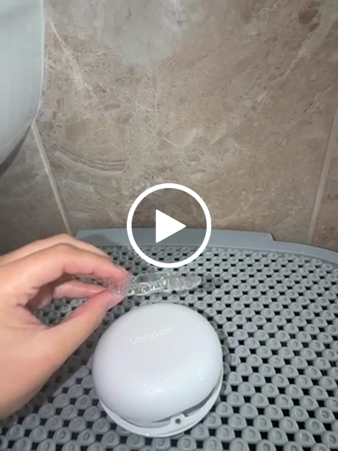 Customer video review of Essix Retainers
