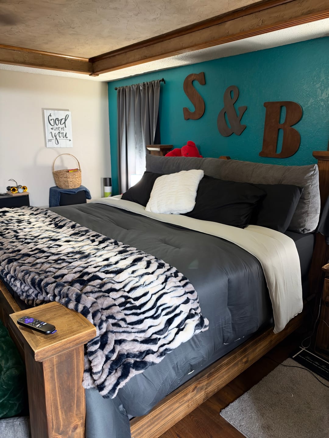 Customer photo review of MarshMellow Comforter