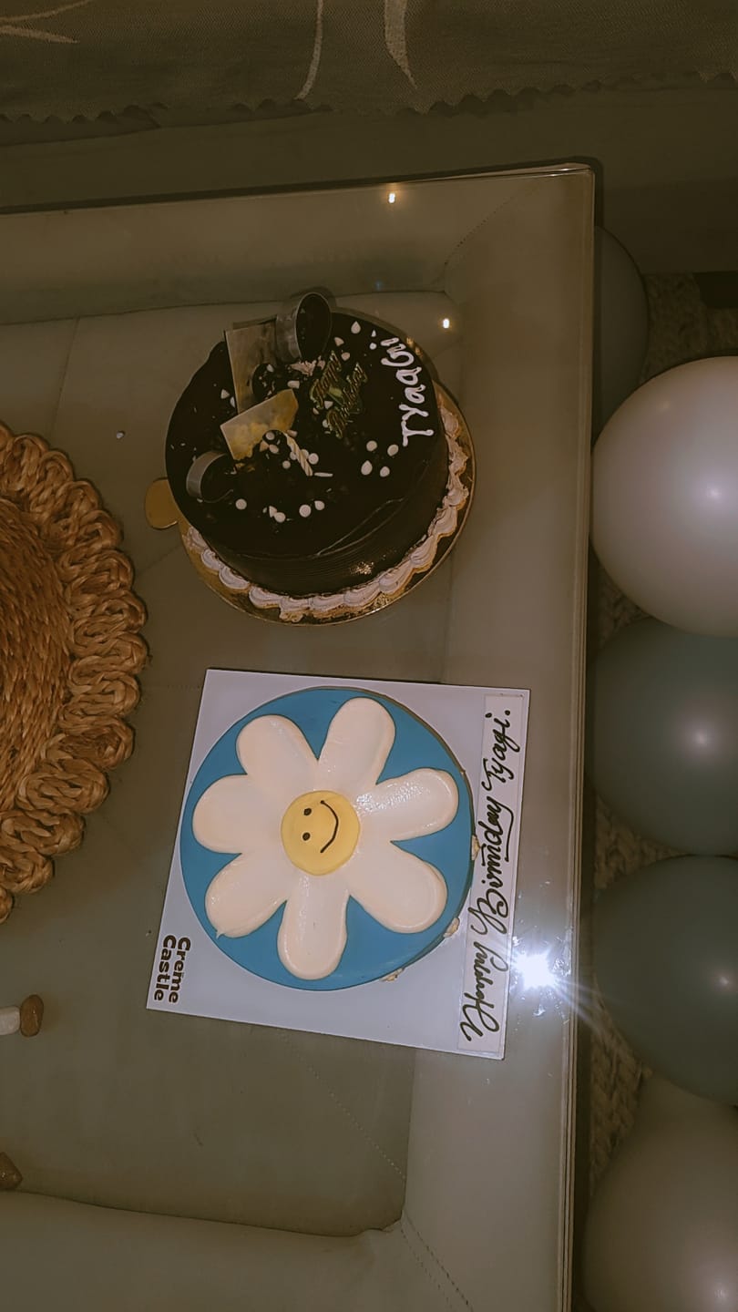 Customer photo review of Sunflower Duckling Garden Cake