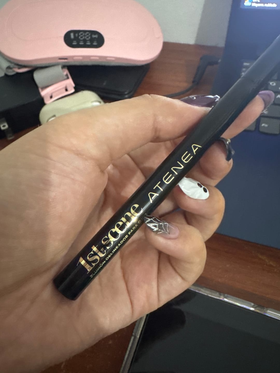 Customer photo review of Plumón Delineador Midnight