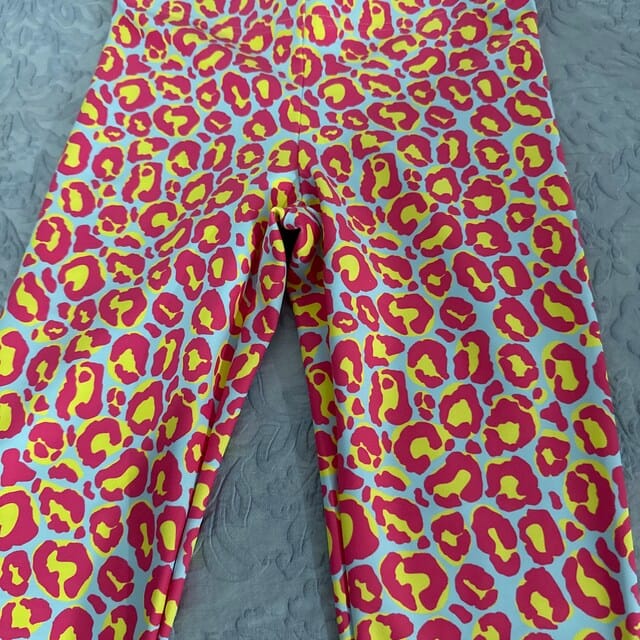Customer photo review of Pink Leopard Print Capri Leggings