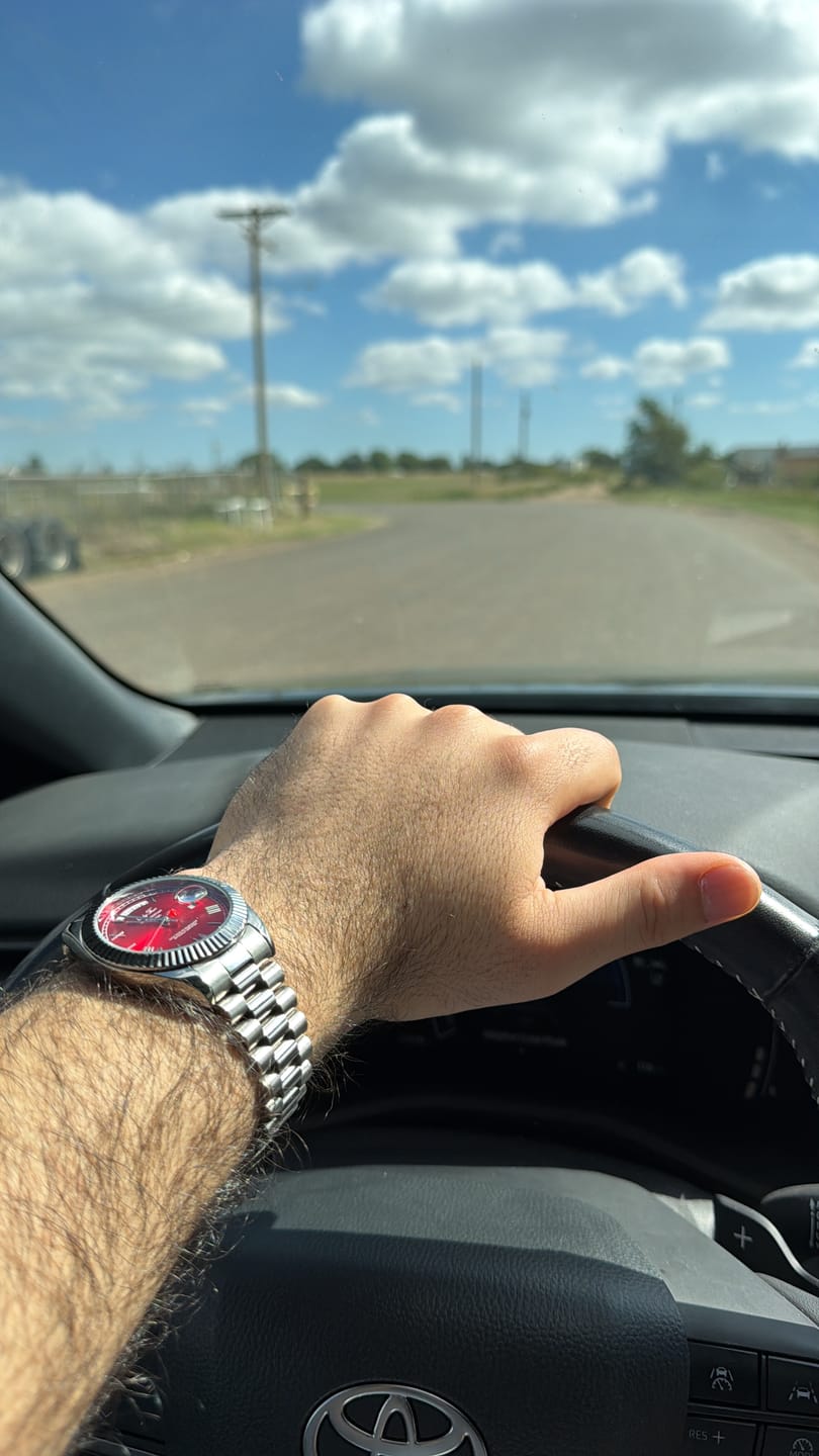 Customer photo review of Lucky Fours® Santos