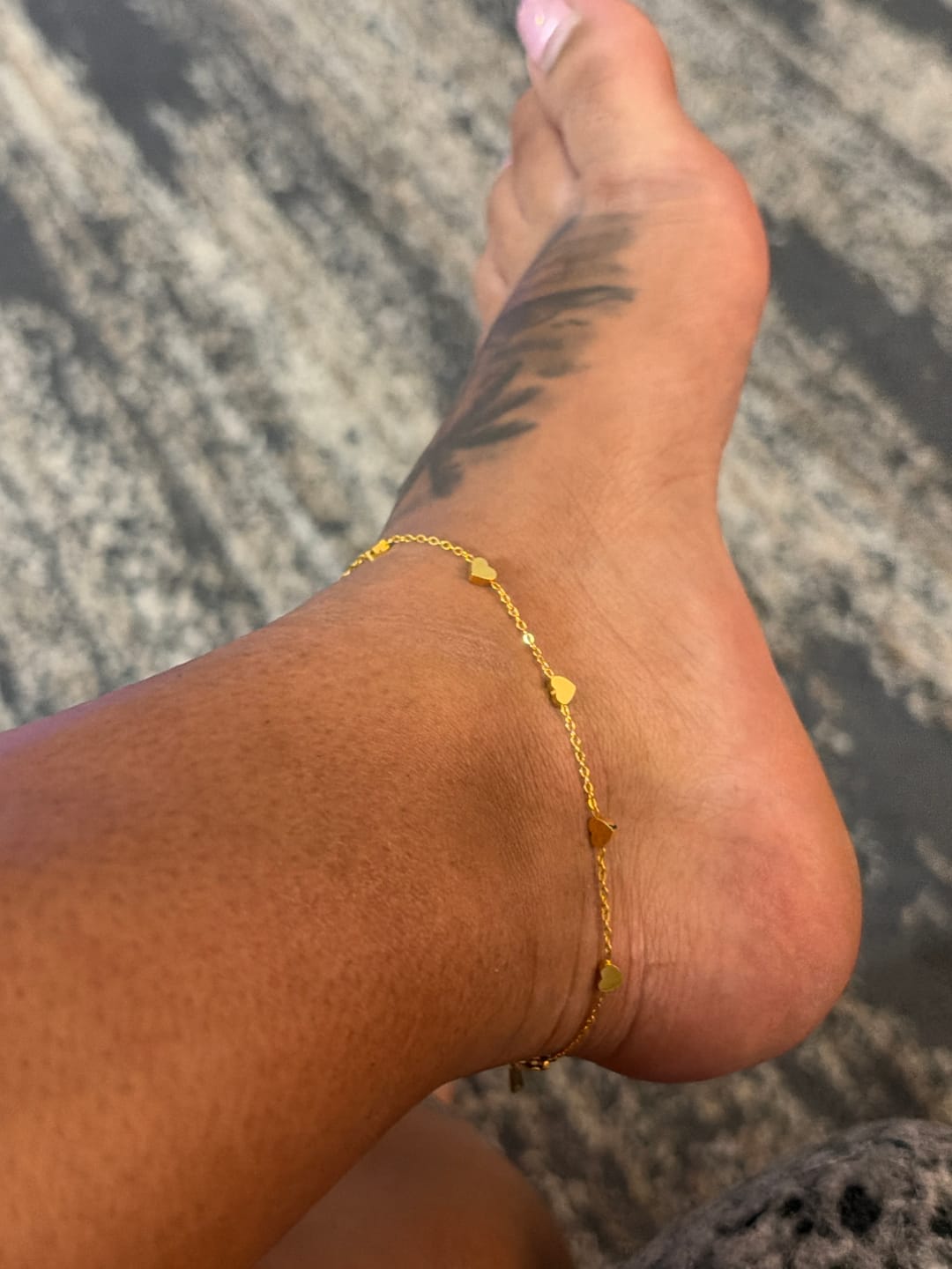 Customer photo review of Hearts Anklet
