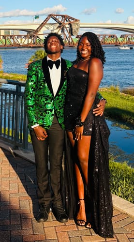 Customer photo review of Men's Sparkle Floral Green Sequin Tuxedo Jacket
