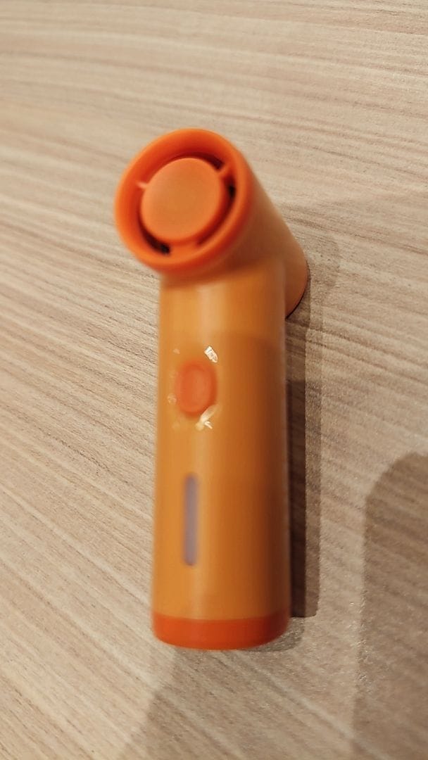 Customer photo review of NEF Nano - Palm-Sized High-Speed Handheld Fan