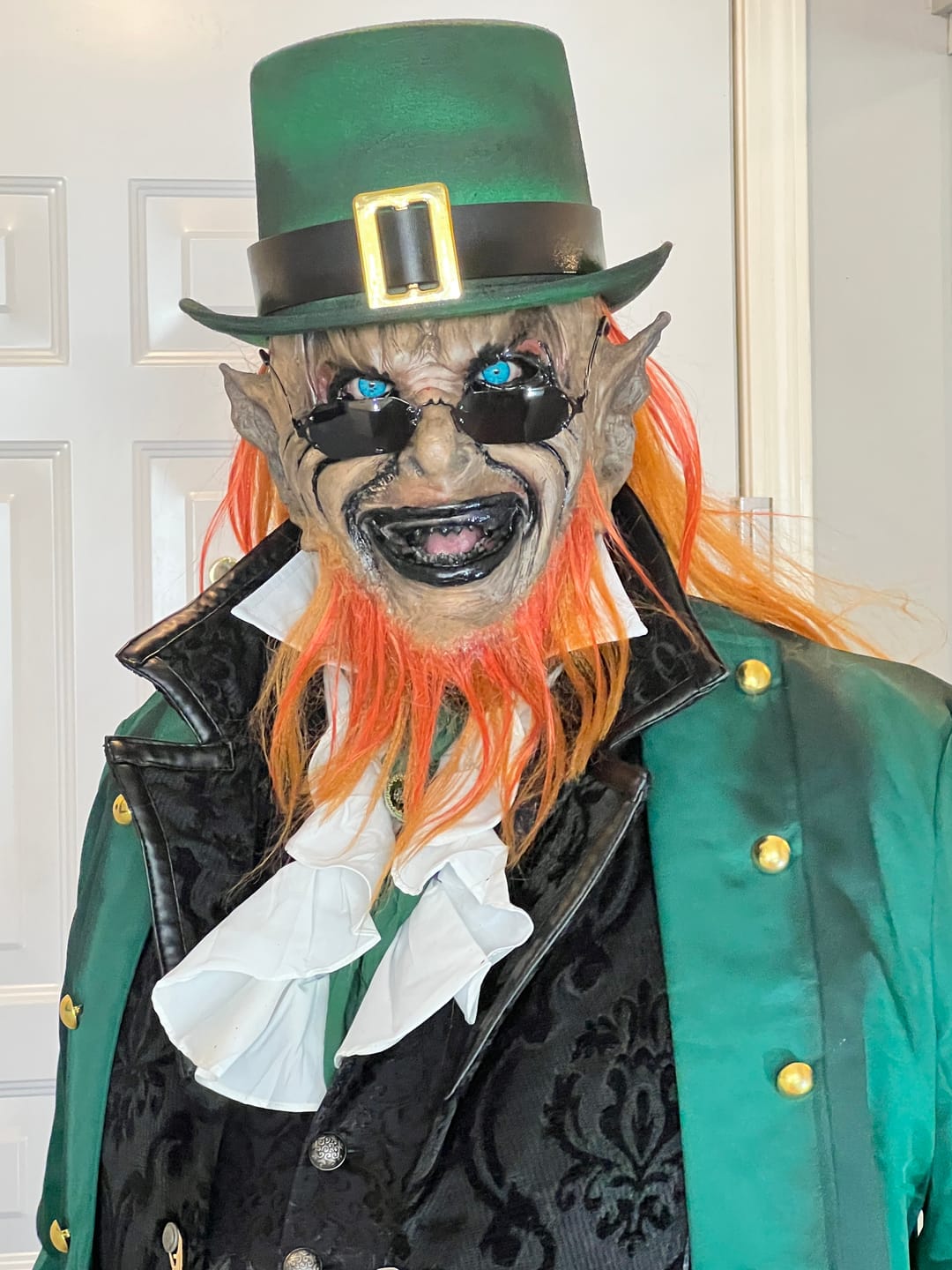 Customer photo review of PRIMAL ® Primal Gojo Satoru Blue Cosplay Contact Lenses