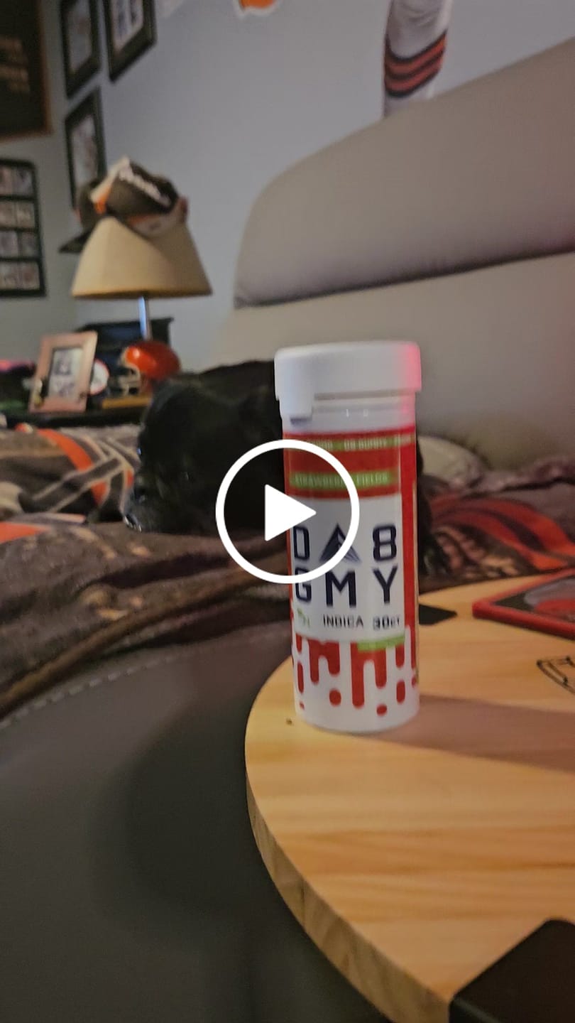 Customer video review of DELTA 8 GUMMIES - 30CT Cola Kush 750mg (25mg ea.) –  INDICA