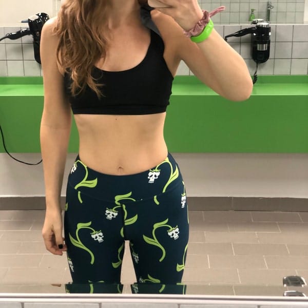 Customer photo review of Skull Blossom Yoga Pants