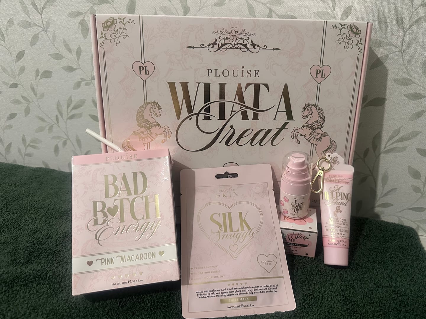 Customer photo review of What A Treat! Christmas Gift Set