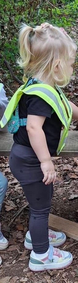 Customer photo review of Insulin Pump Harness with Mesh Window For Children - Dia-Harness TP
