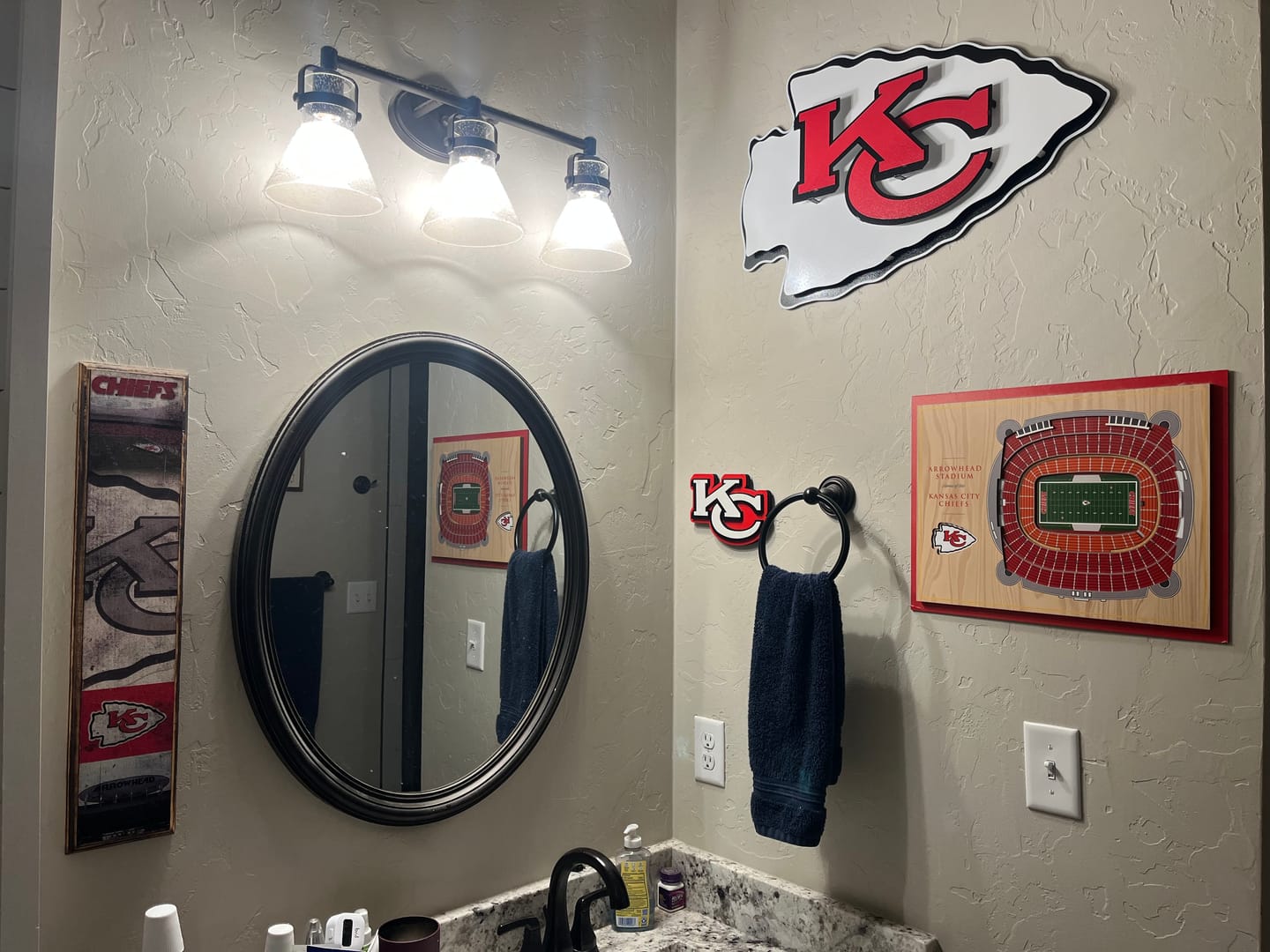 Customer photo review of Kansas City Chiefs Lamar Hunt "Arrowhead" 3D Vintage Metal Wall Art