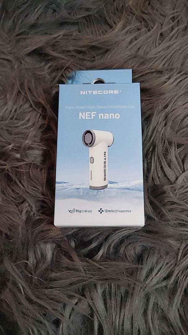 Customer photo review of NEF Nano - Palm-Sized High-Speed Handheld Fan