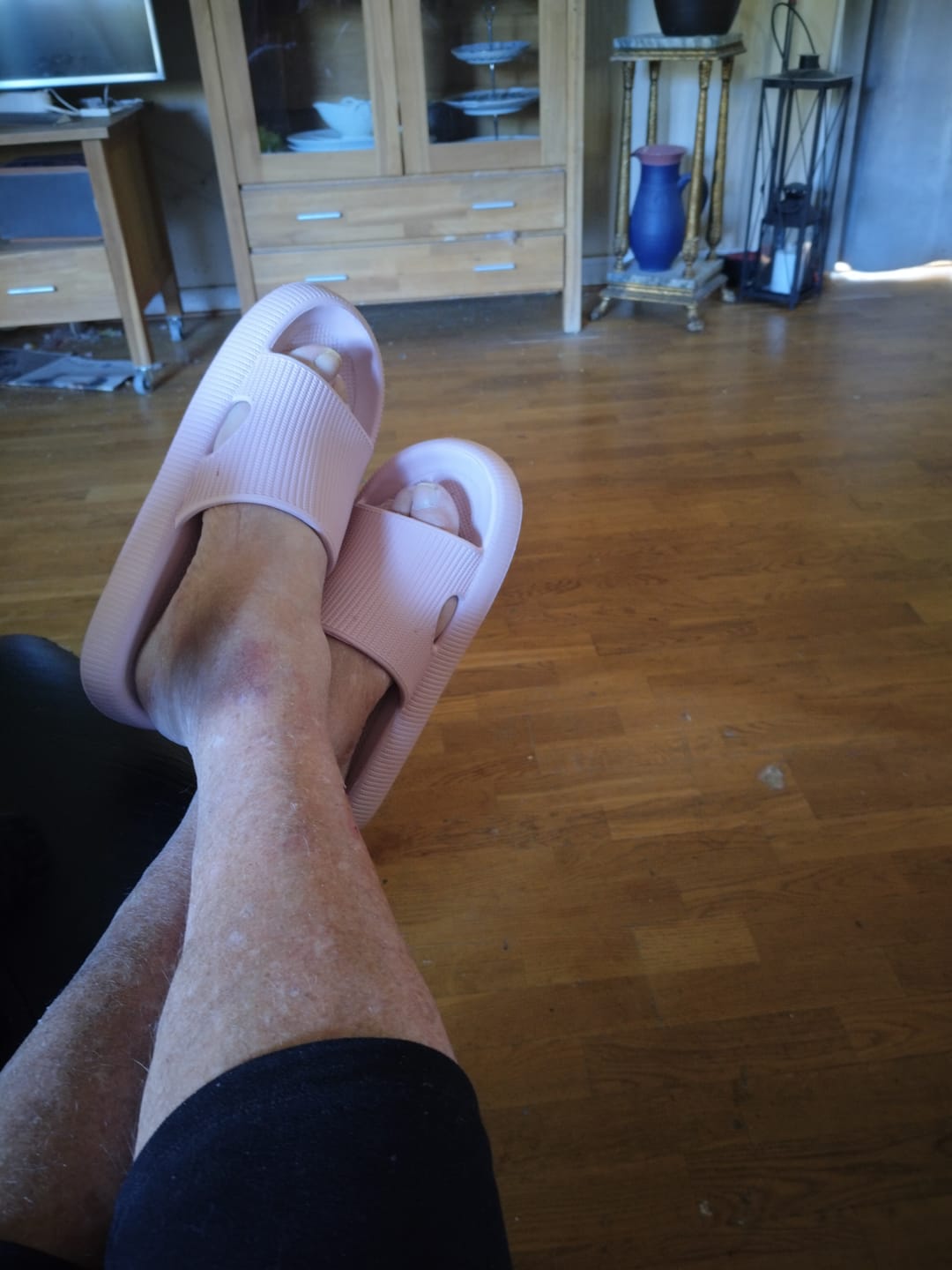Customer photo review of HappyFlops Original