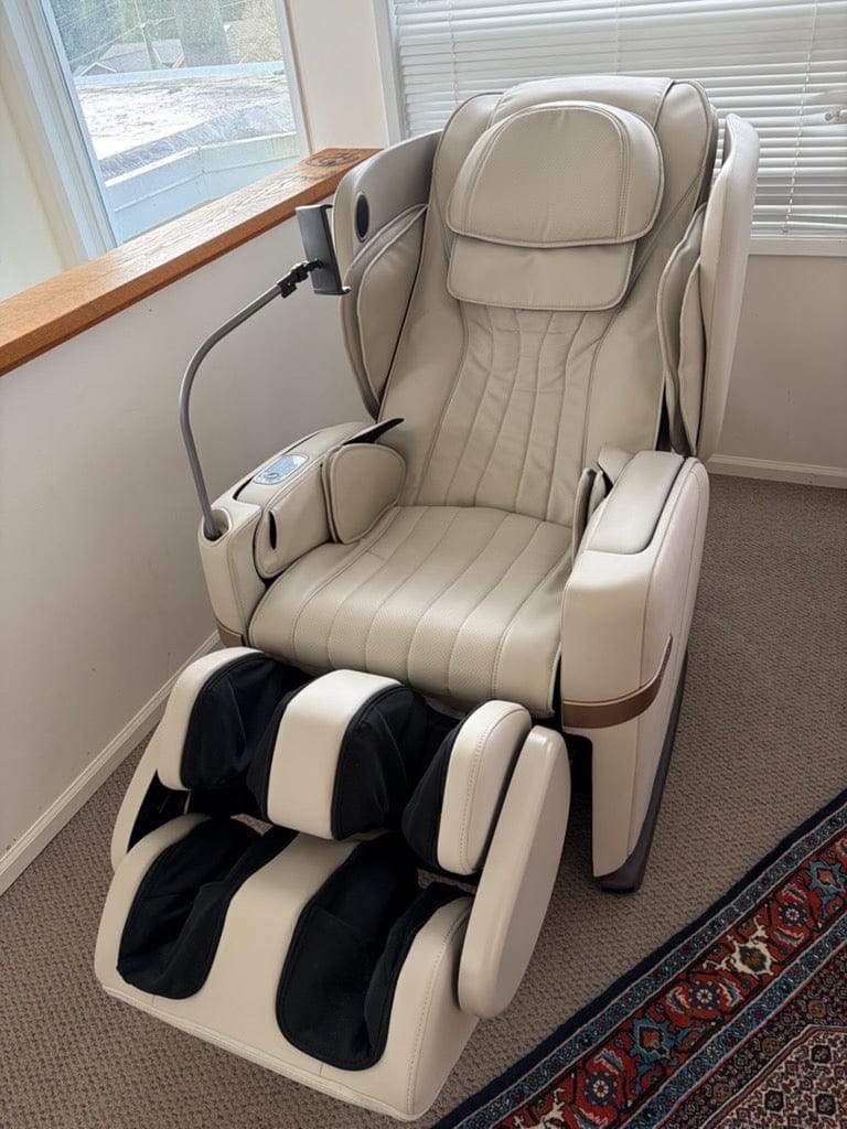 Customer photo review of OSIM uDivine V3 Massage Chair | Redefining Home Wellness