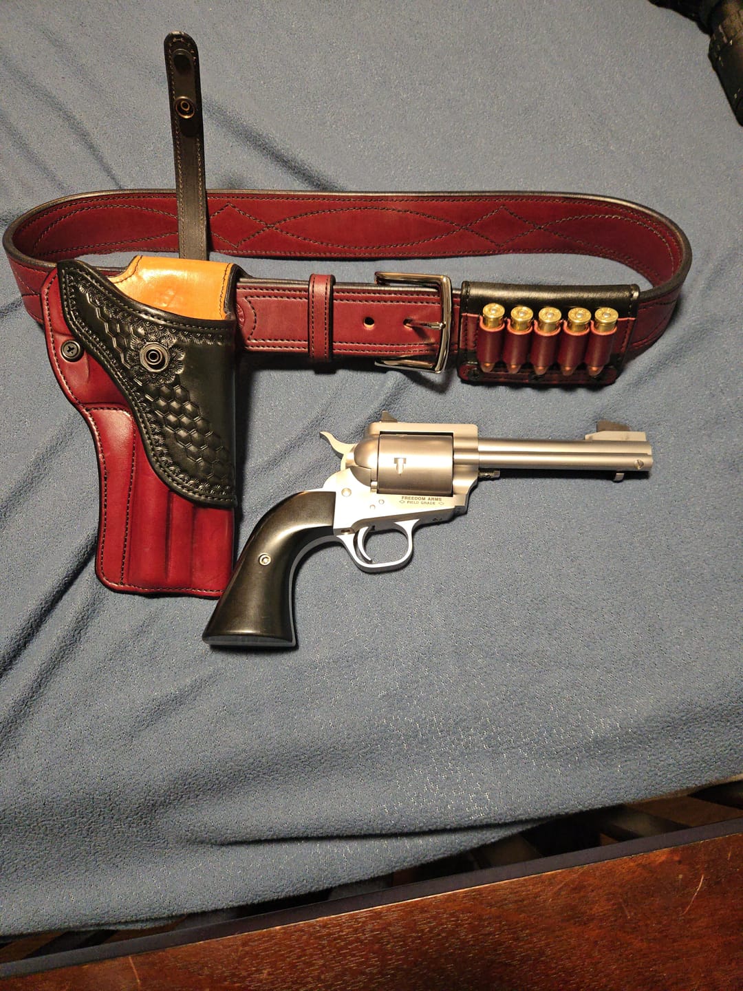 Customer photo review of Outdoorsman Hip Holster