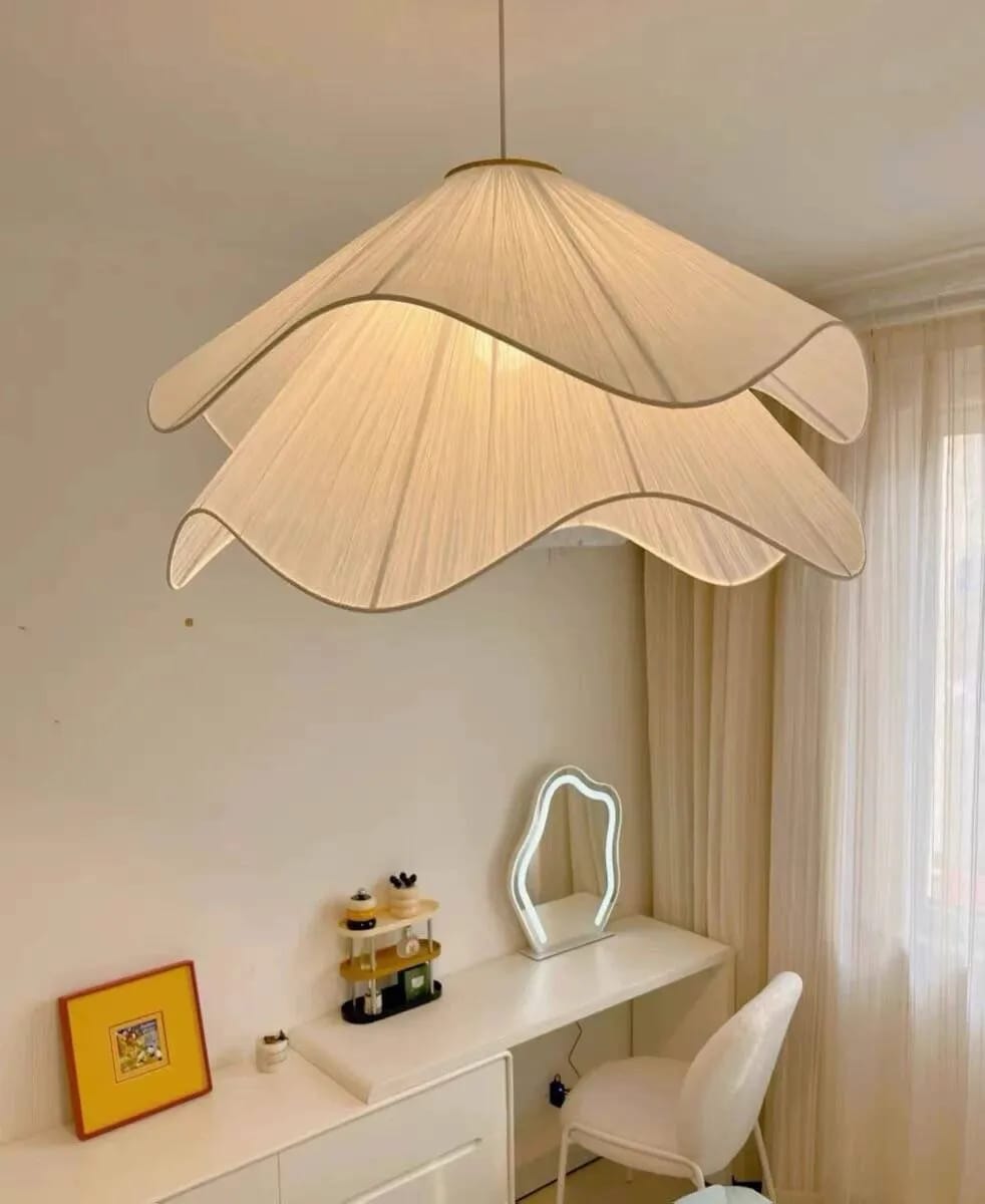 Customer photo review of Wavy Fabric Pendant Light, White Layered Shade, 40–80 cm