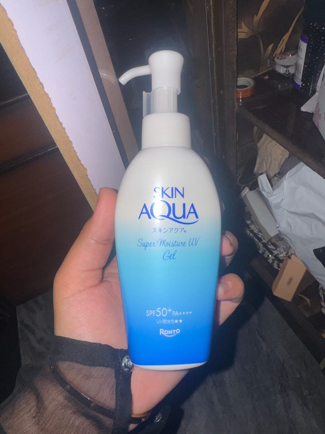 Customer photo review of Skin Aqua Super Moisture UV Gel 140g Pump SPF50+ PA++++