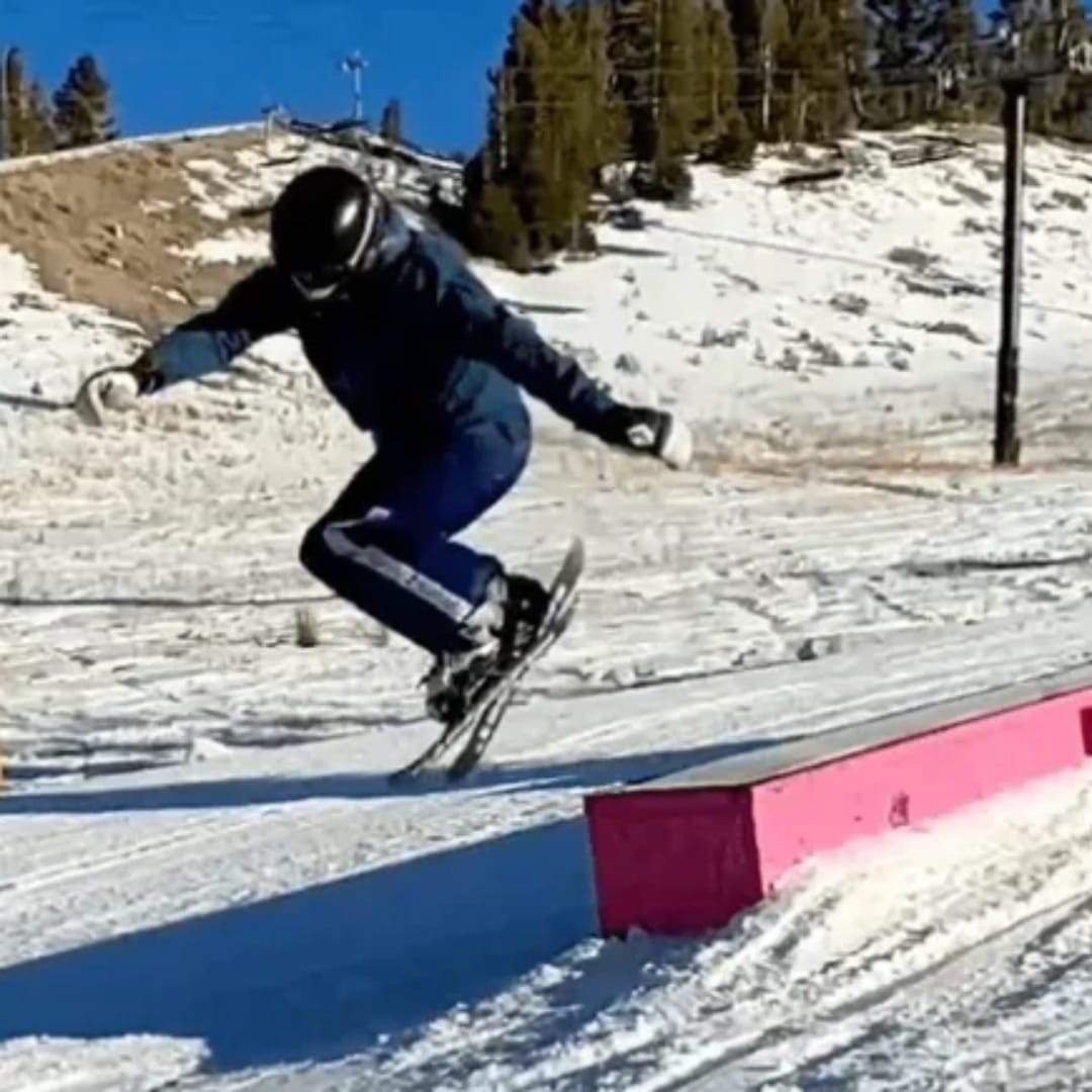 Customer photo review of Mini esquís SnowGo™