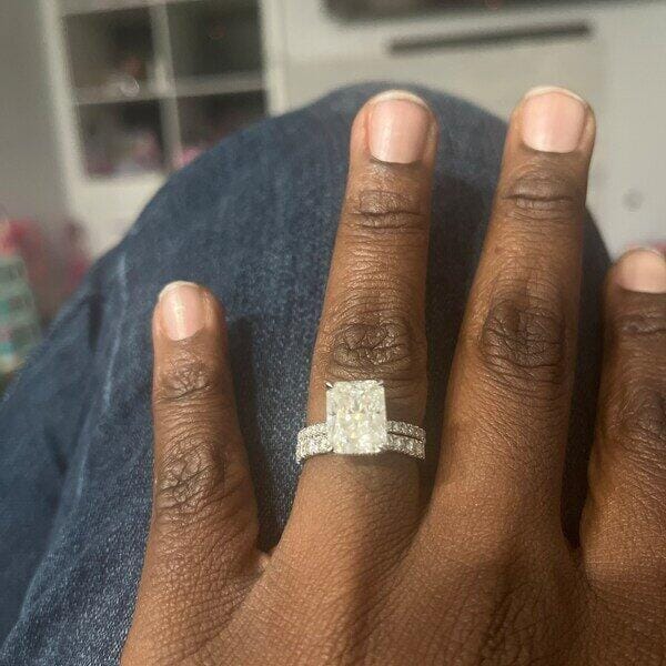 Customer photo review of 4 CT Radiant Cut Moissanite Bridal Ring Set