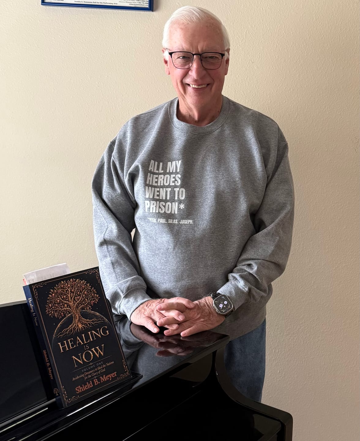 Customer photo review of Jael Sweatshirt