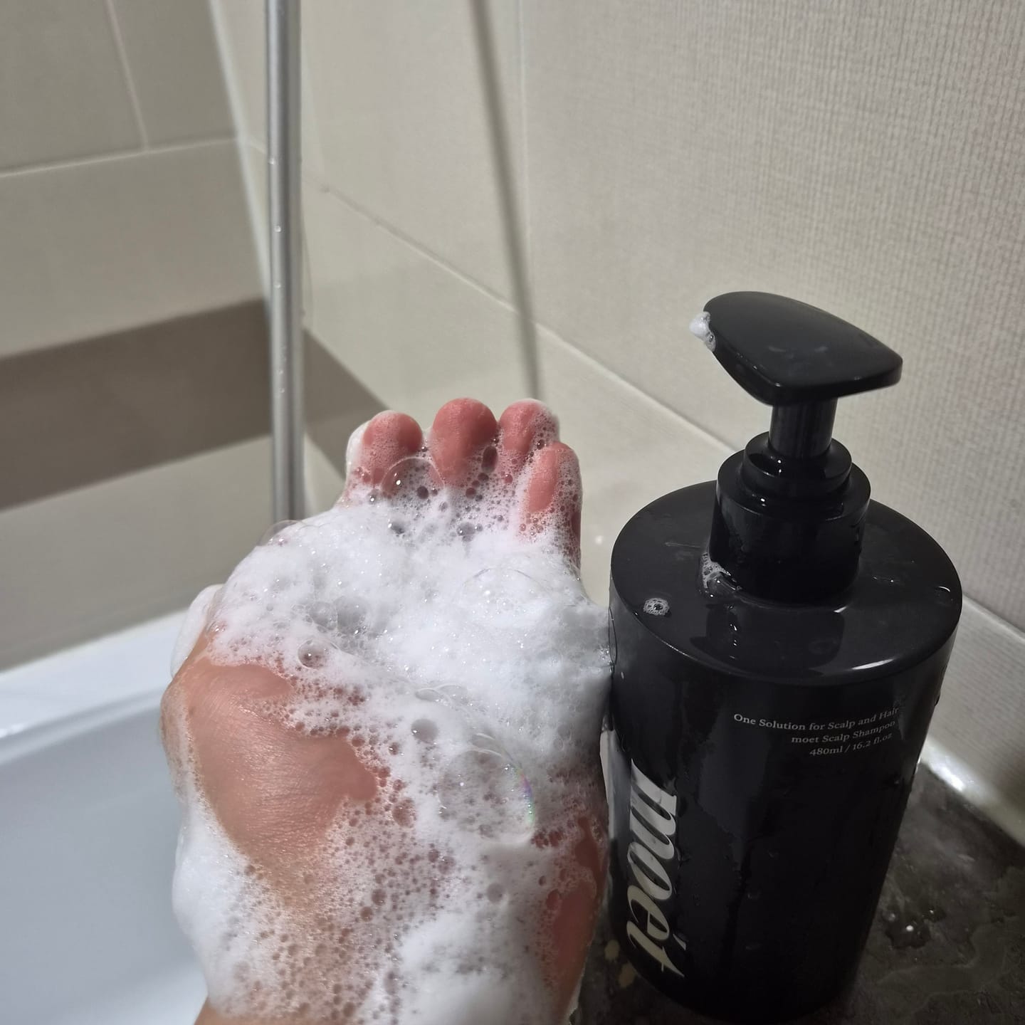 Customer photo review of moét Scalp Shampoo — Sulfate-Free Scalp Care 480ml