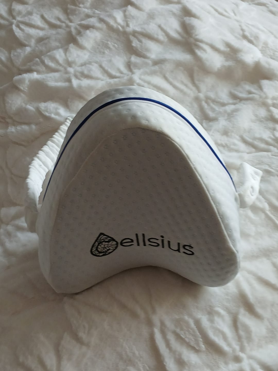 Customer photo review of Coussin Orthopédique Genoux Cellsius - Le secret d'un sommeil sans douleur
