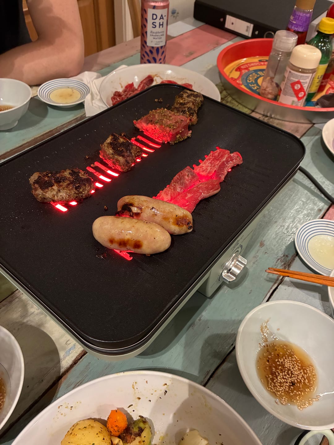 Customer photo review of Aladdin Smokeless Graphite Mini Griller｜AL-CAG-MG7S-G