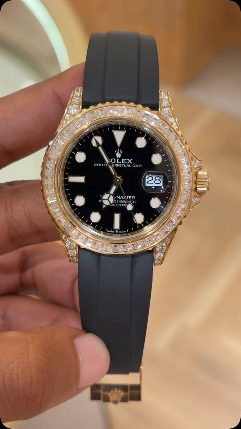 Customer photo review of Yacht-Master 42  Yacht-master 42mm 226668 Yellow Gold Baguette Bezel Diamond