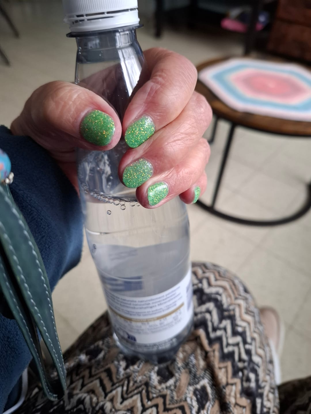 Customer photo review of Golden Mint Sparkle Dipping Powder