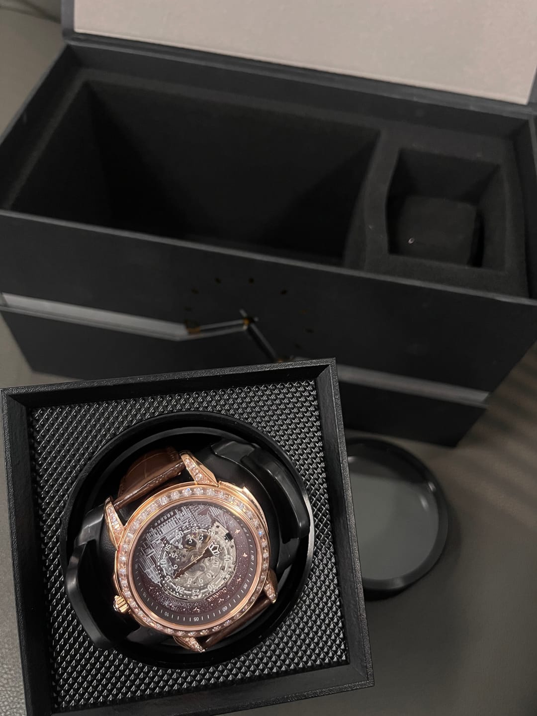Customer photo review of Aetheris Civitas - Automatic Mechanical 82S0 Men’s Watch City Skyline Art Dial l Bonus Precision Winder Included