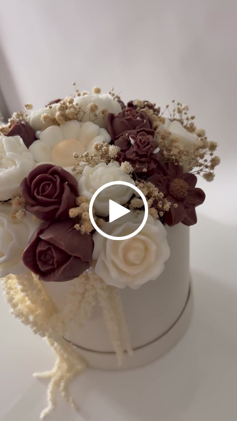 Customer video review of MECHAS PARA VELAS ENCERADAS Y CORTADAS A MEDIDA