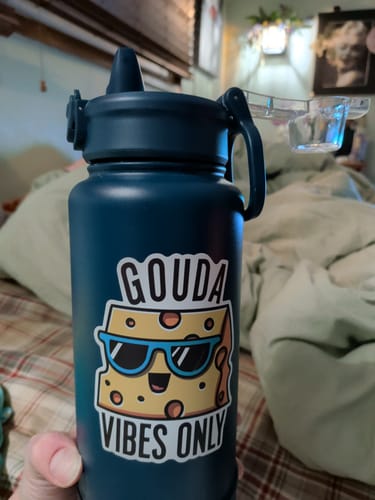 Customer photo review of 40 oz Push Bottle