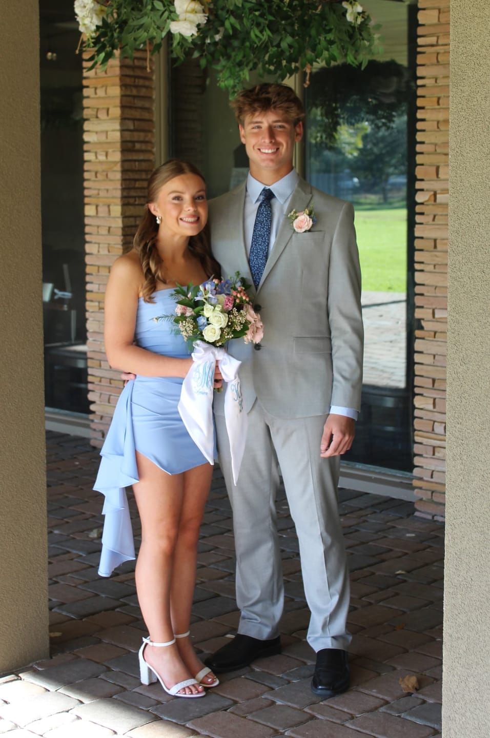 Customer photo review of Strapless Blue Pleated Short Dress with Shawl