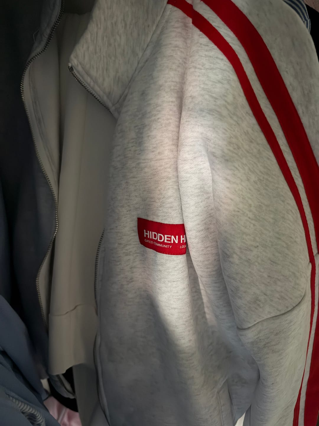 Customer photo review of STRIPED ZIP JACKET LIGHT GREY/RED
