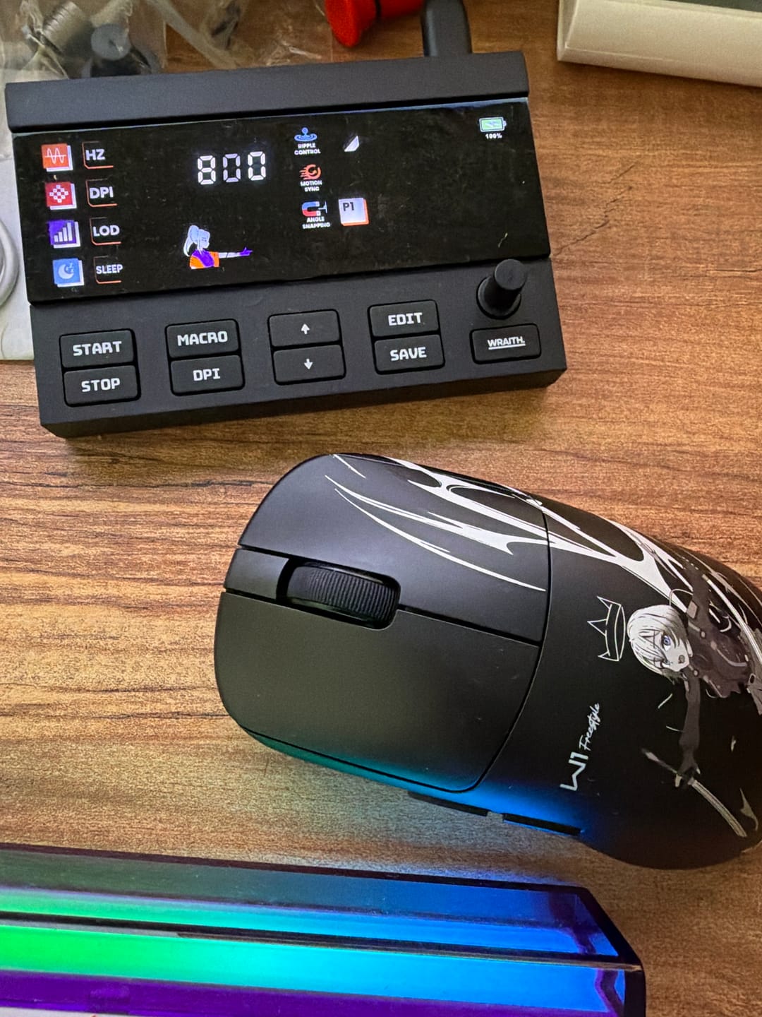 Customer photo review of Wraith W1 Wireless Mouse