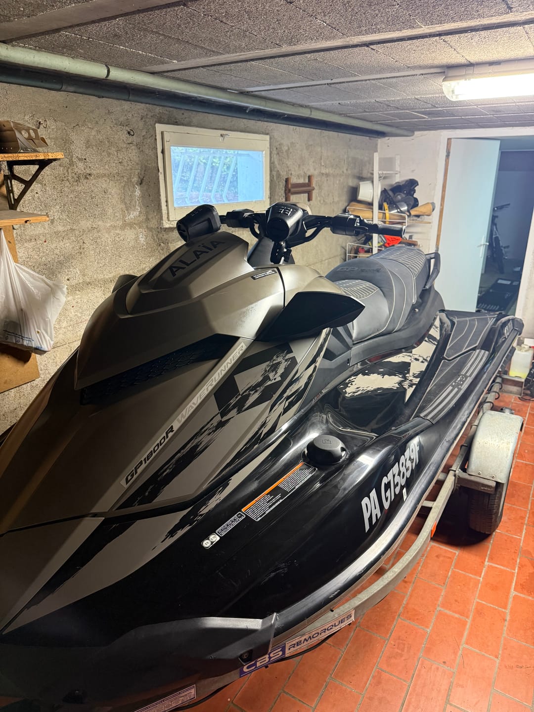 Customer photo review of JET TECH PWC GUNNEL TRACTION PADS