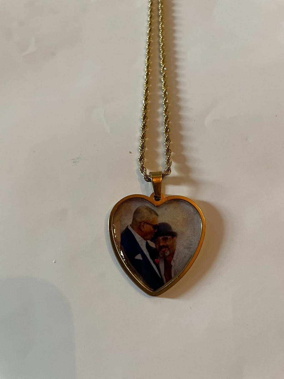 Customer photo review of Collana con Foto - Portami con Te