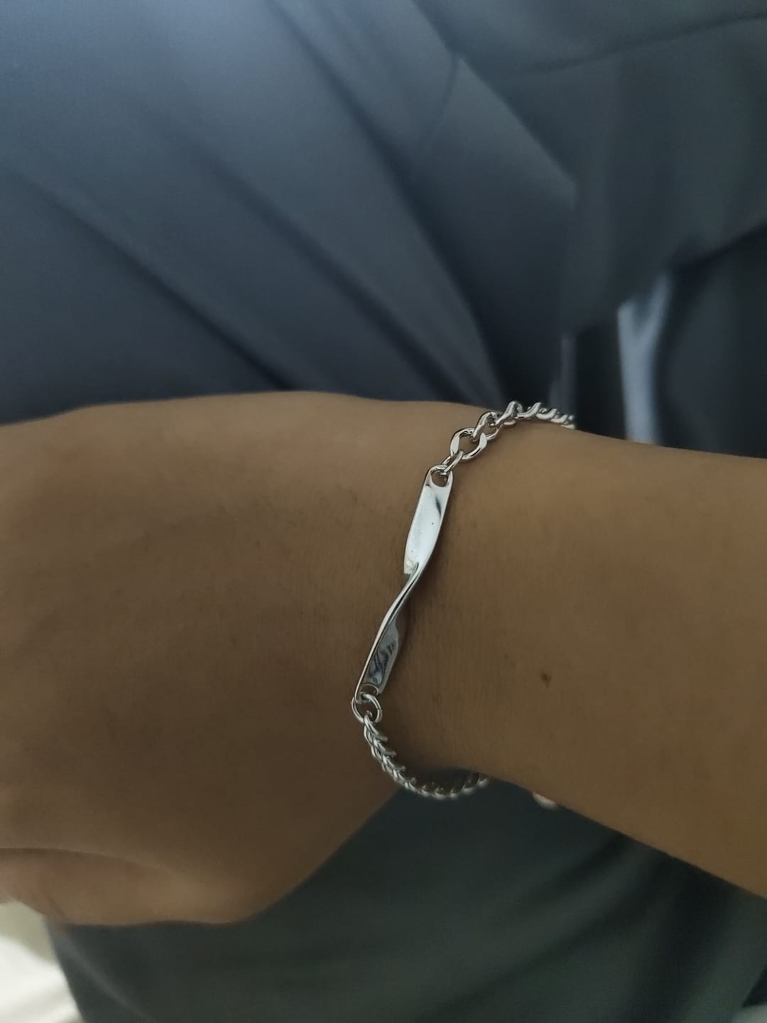 Customer photo review of Noah Link Bracelet