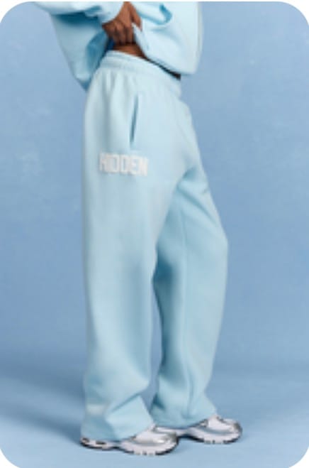 Customer photo review of GATED COMMUNITY STRAIGHT LEG SWEATPANTS LIGHT BLUE