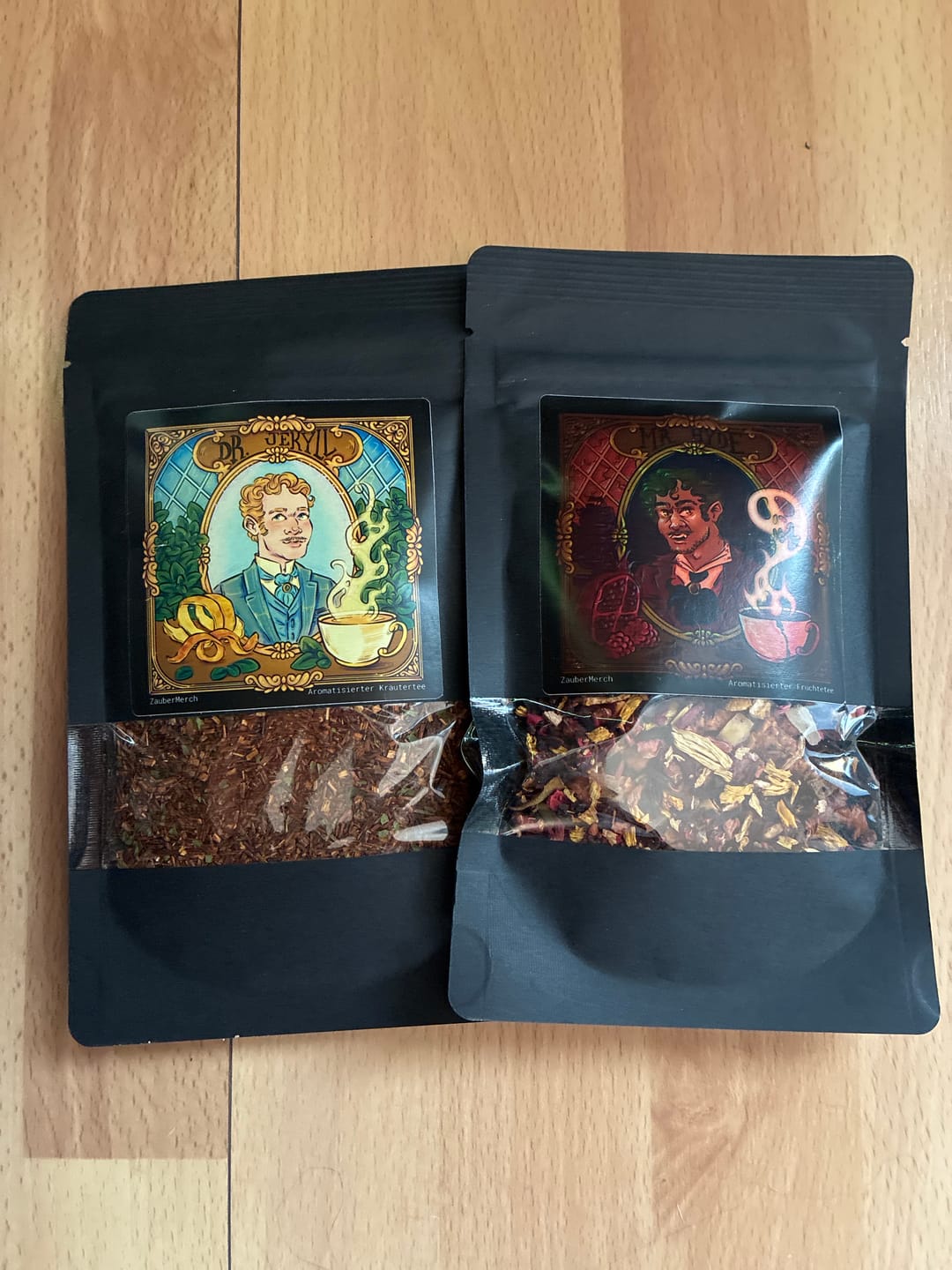Customer photo review of Dr. Jekyll & Mr. Hyde – 2er-Tee-Set mit Kräutertee und Früchtetee