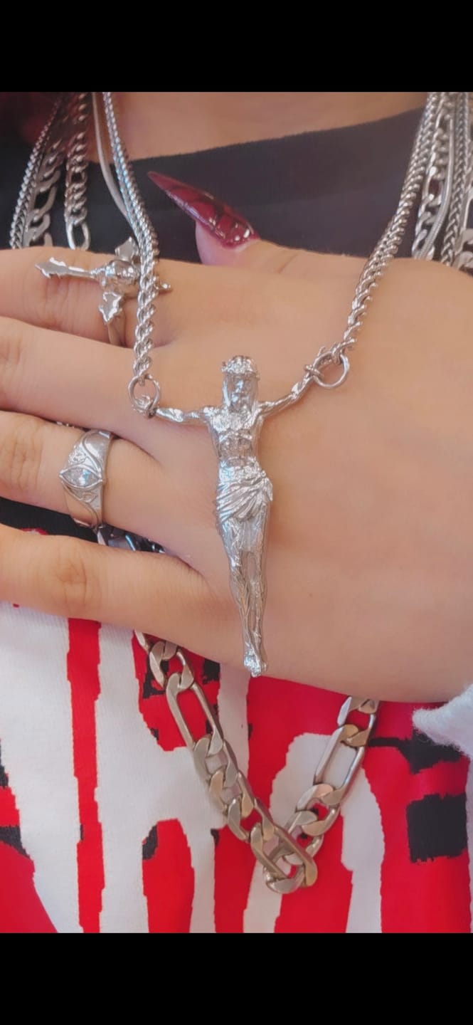 Customer photo review of JESUS CHAIN