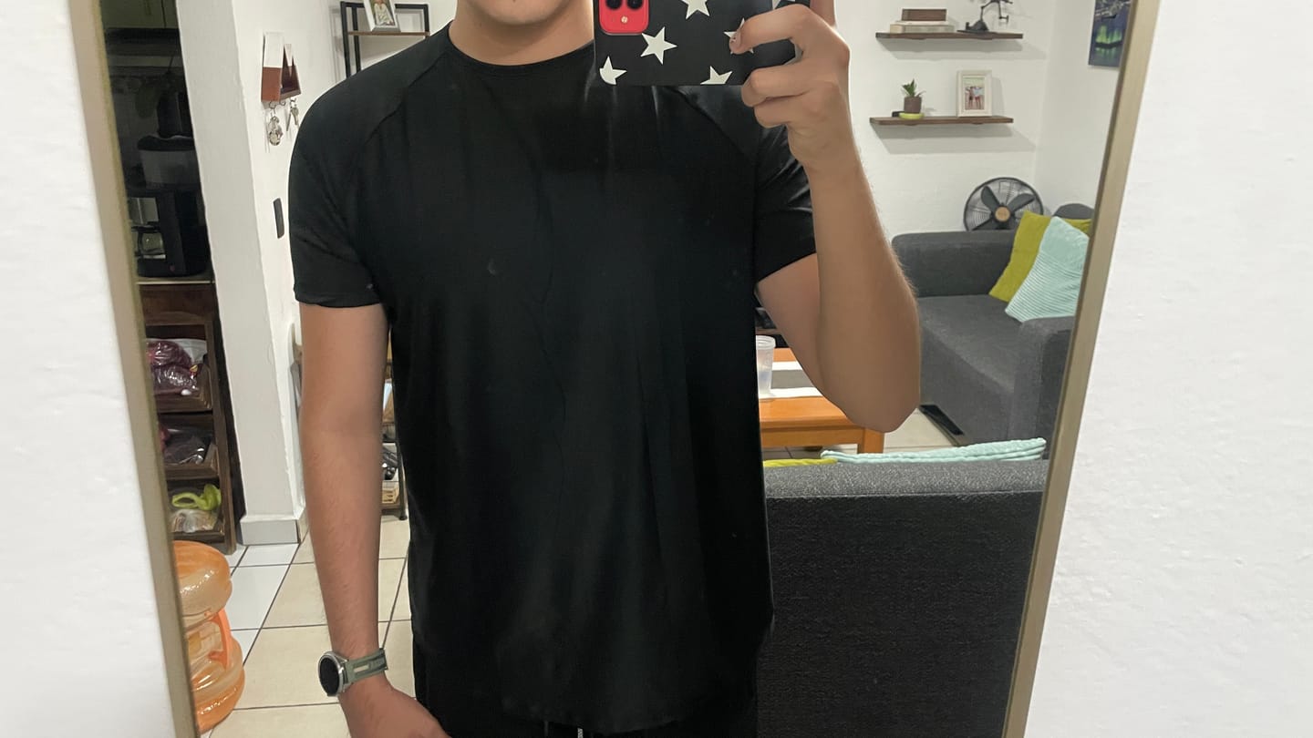 Customer photo review of Training Sport Tee - Black