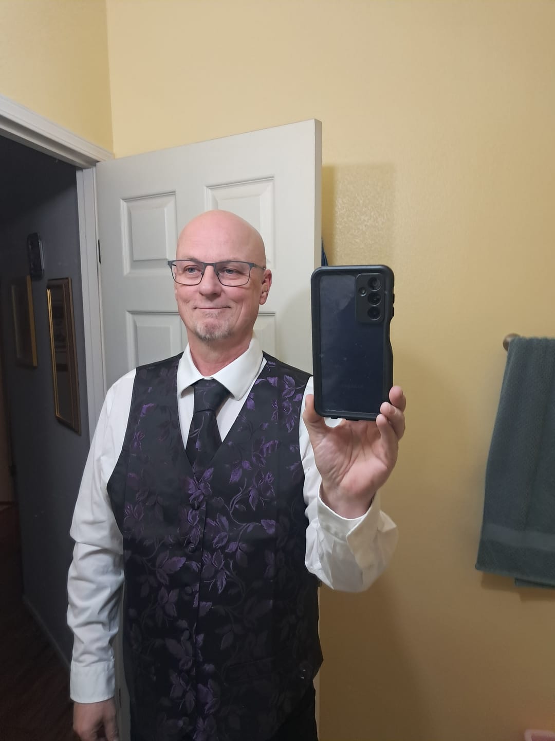 Customer photo review of Barry. Wang Purple Floral Suit Vest Black Dress Waistcoat Tie Pocket Square Cufflinks Set