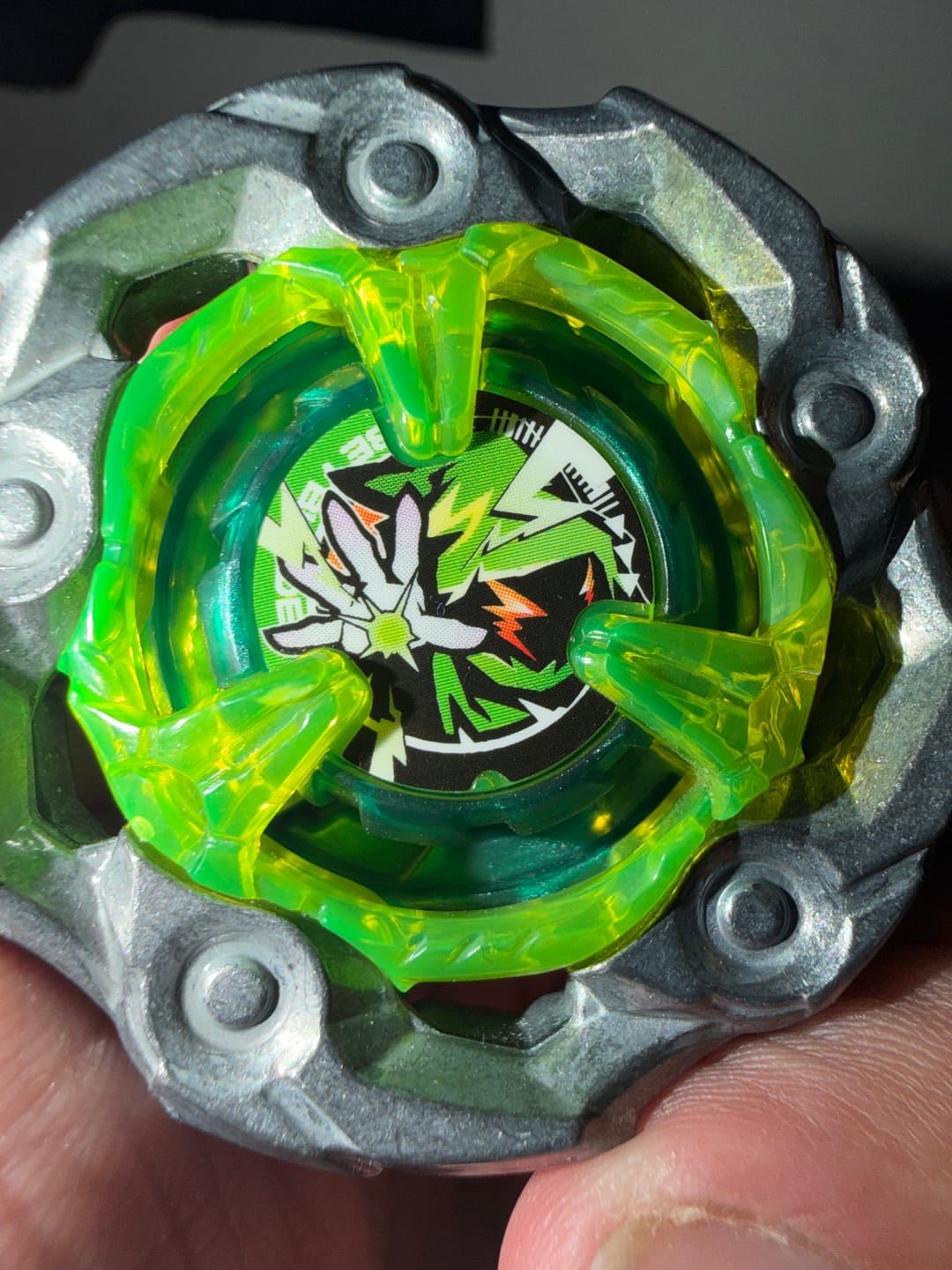 Customer photo review of HASBRO Wand Wizard 1-60R Beyblade X Starter Set