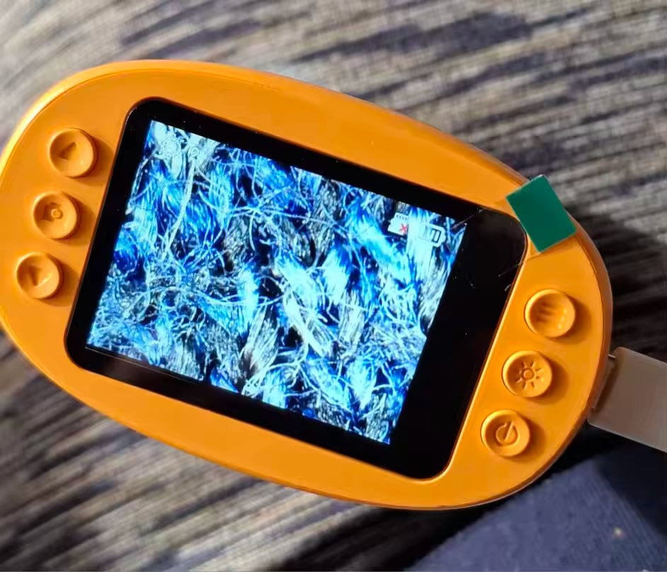 Customer photo review of ™MicroQuest מיקרוסקופ שטח דיגיטלי לילדים ולחקר הטבע