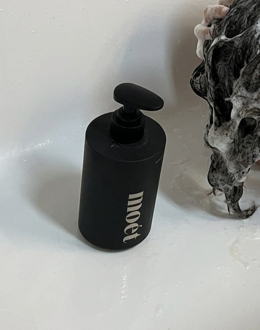 Customer photo review of moét Scalp Shampoo — Sulfate-Free Scalp Care 480ml
